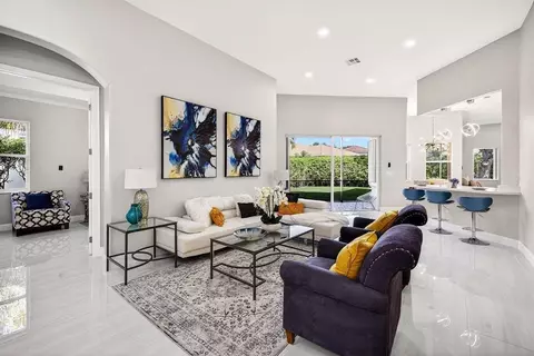 900 NW 123rd Dr, Coral Springs, FL 33071