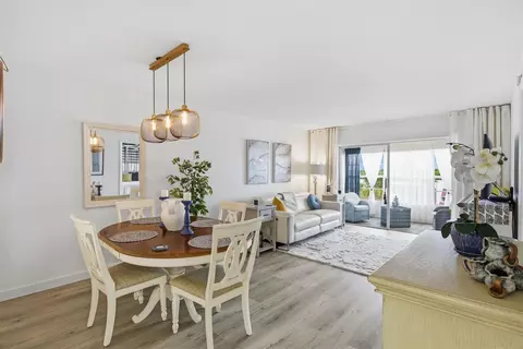2991 NW 46 Ave #410, Lauderdale Lakes, FL 33313