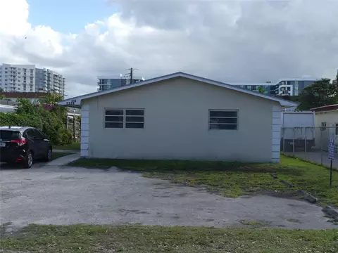 2226 Taylor St, Hollywood, FL 33020