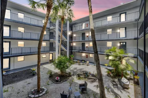 2800 Somerset Dr #218J, Lauderdale Lakes, FL 33311