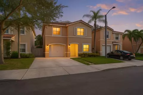 4165 Tree Tops, Hollywood, FL 33026