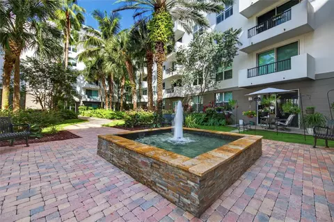 2421 NE 65th St #209, Fort Lauderdale, FL 33308