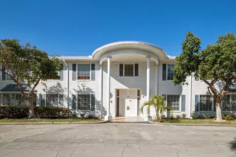 2221 NE 68th St #932, Fort Lauderdale, FL 33308