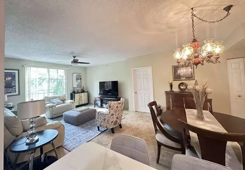 630 S Sapodilla #215, West Palm Beach, FL 33401