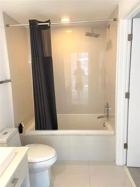 Bath - Undisclosed, Miami, FL 33130 photo 2 of 2