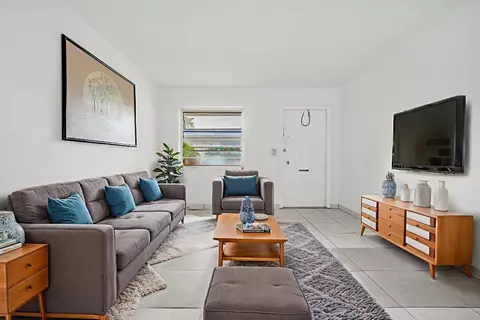 2241 Monroe #7, Hollywood, FL 33020