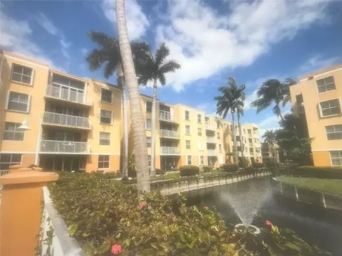 1450 SE 3rd #412, Dania Beach, FL 33004