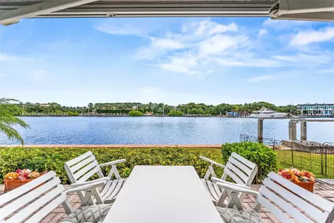 2758 NE 30th #1A, Lighthouse Point, FL 33064
