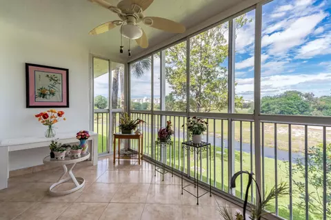 2951 S Palm Aire Dr #202, Pompano Beach, FL 33069