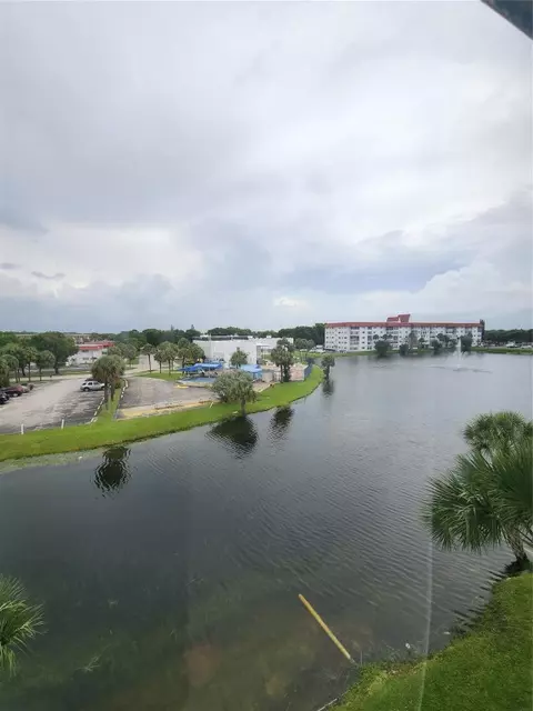4851 NW 21st #412, Lauderhill, FL 33313