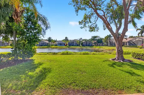 9870 Casa Mar Dr, Lake Worth, FL 33467