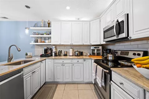 3387 Cocoplum Cir #3387, Coconut Creek, FL 33063