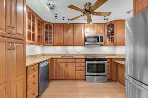 4020 W Palm Aire #312, Pompano Beach, FL 33069