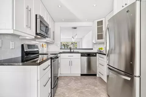 5021 Oak Hill Ln #115, Delray Beach, FL 33484