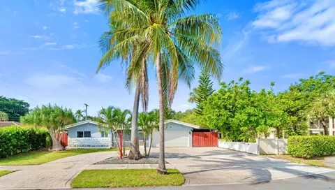 209 SE 1st Ter, Pompano Beach, FL 33060