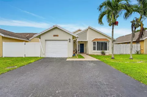 9941 NW 45th, Sunrise, FL 33351
