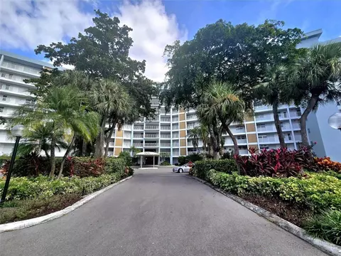 2940 N N Crse #112, Pompano Beach, FL 33069