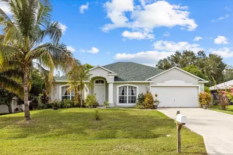 2823 SE Pace, Port Saint Lucie, FL 34984