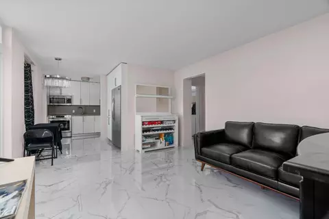 2400 NE 9th St #501, Fort Lauderdale, FL 33304