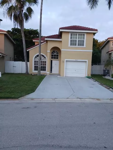 7932 Lakewood Cove Ct, Lake Worth, FL 33467