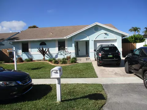 231 SE 9th St, Dania Beach, FL 33004