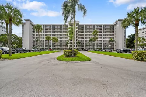 3100 N Palm Aire Dr #606, Pompano Beach, FL 33069