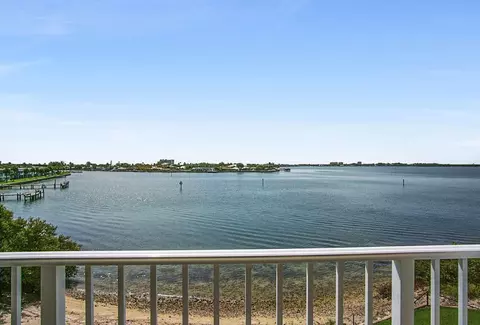 3 Harbour Isle Dr #302, Fort Pierce, FL 34949