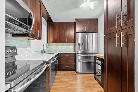 5280 Las Verdes #202, Delray Beach, FL 33484