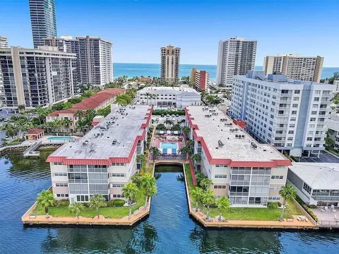 2081 S Ocean #208, Hallandale Beach, FL 33009