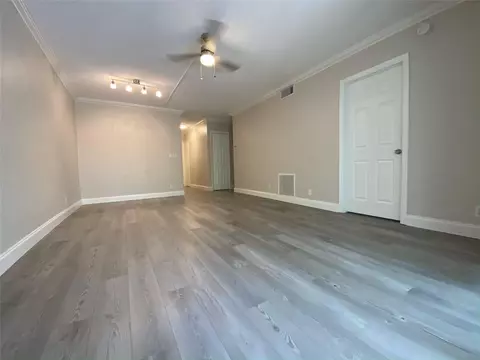 1400 NE 57th St #104, Fort Lauderdale, FL 33334
