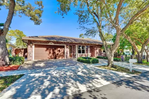 49 SE 6th, Dania Beach, FL 33004
