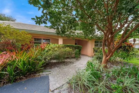 900 Cypress #V 61, Pompano Beach, FL 33069