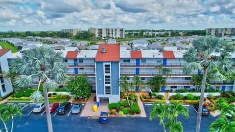 14747 Cumberland Dr #206, Delray Beach, FL 33446