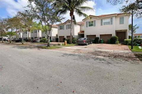 8256 Prestige Cmns #8256, Tamarac, FL 33321