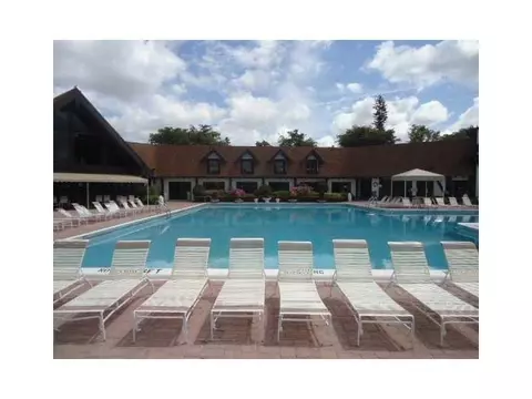 3760 Inverrary Dr #2H, Lauderhill, FL 33319