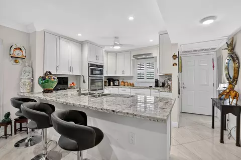 250 NE 20th St #2270, Boca Raton, FL 33431