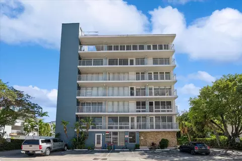 524 Orton #101, Fort Lauderdale, FL 33304