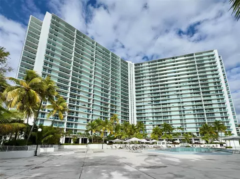 100 Bayview #PH28, Sunny Isles Beach, FL 33160