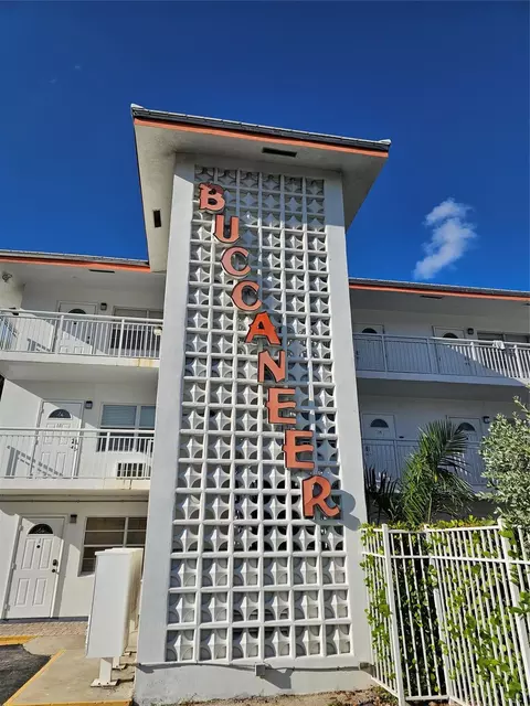 120 NE 20th Ave #7 & 7A, Deerfield Beach, FL 33441