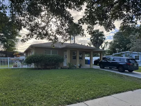 5816 Seton Dr, Margate, FL 33063