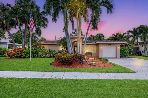2176 NE 61st Ct, Fort Lauderdale, FL 33308