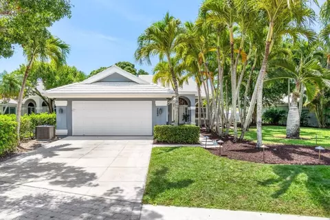 2860 Wilderness Rd, West Palm Beach, FL 33409