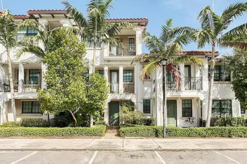 11303 SW 15th St, Pembroke Pines, FL 33025