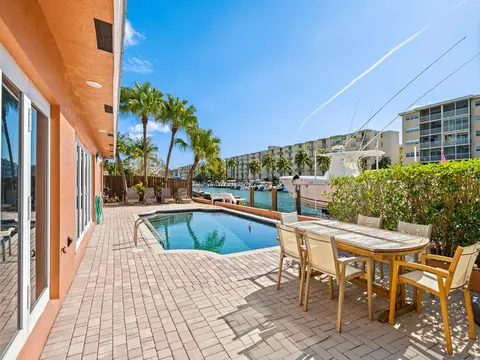 1618 SE 14th St, Fort Lauderdale, FL 33316