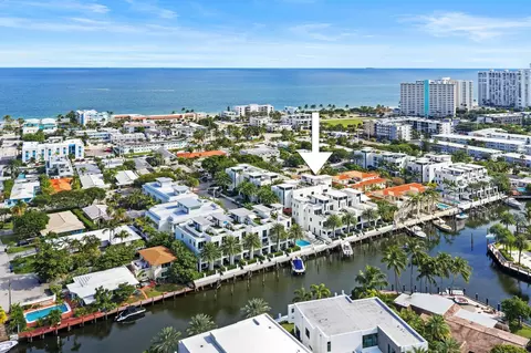 240 Shore Ct, Lauderdale By The Sea, FL 33308