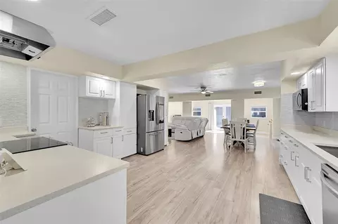 5940 NW 41st Ter, Fort Lauderdale, FL 33319