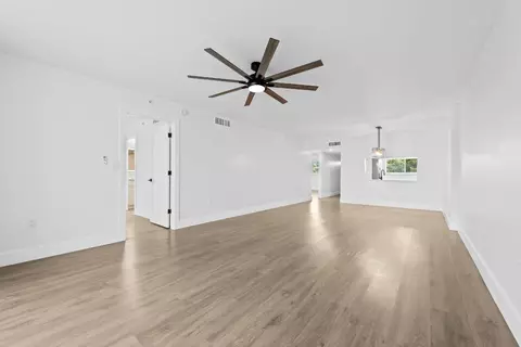 4734 Lucerne Lakes Blvd #303, Lake Worth, FL 33467