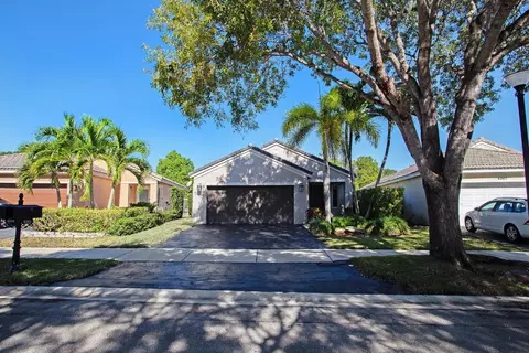 4345 Pine Rdg, Weston, FL 33331