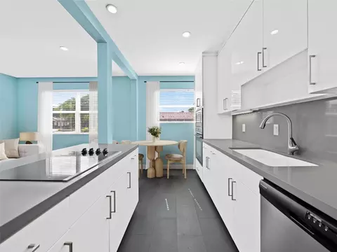2591 NE 55th #102, Fort Lauderdale, FL 33308