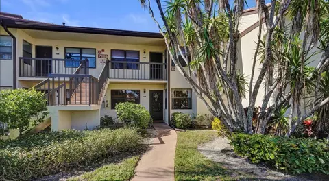 7689 Tahiti #104, Lake Worth, FL 33467